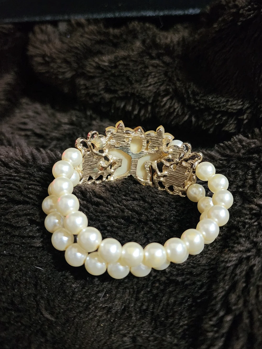 The Unbranded Brand delicate gold